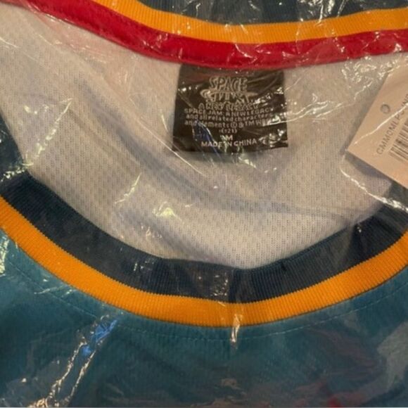 NWT Nostalgic Warner Brothers Space Jam Tune Squad Basketball Jersey Short Set M - Picture 9 of 10